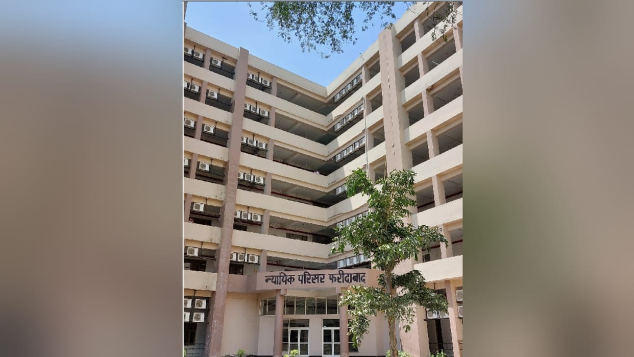 Haryana faridabad sexual harassment accused commits suicide by jumping from 6th floor of court
