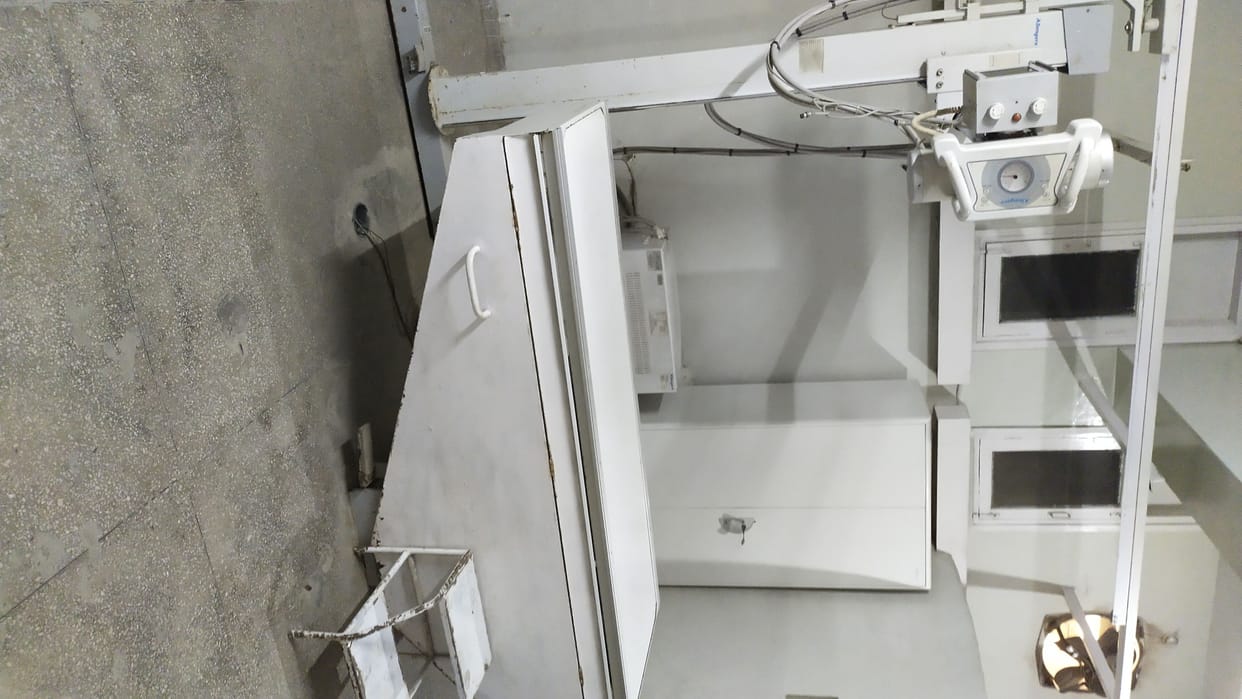 Refer 60 km away for X-ray, same radiographer in the district