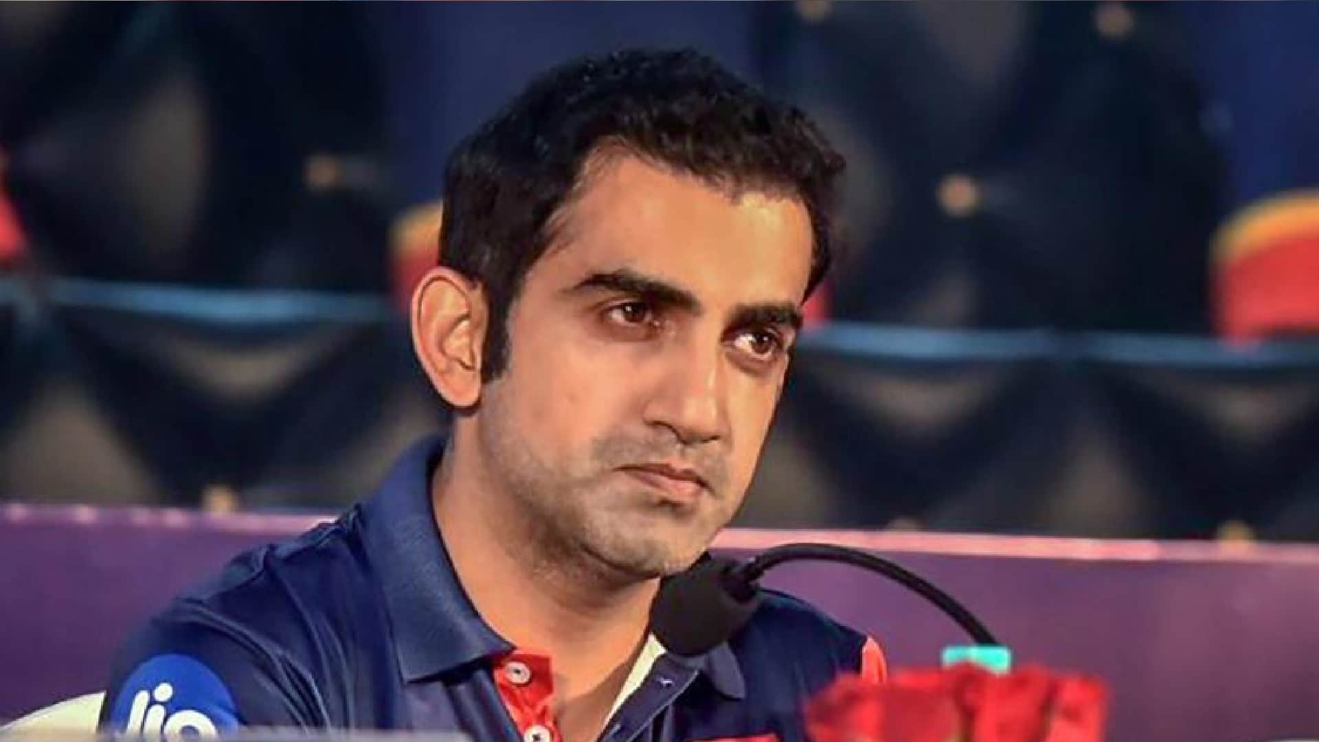 David Warner, Dinesh Karthik and Gautam gambhir have left captaincy in mid season in IPL