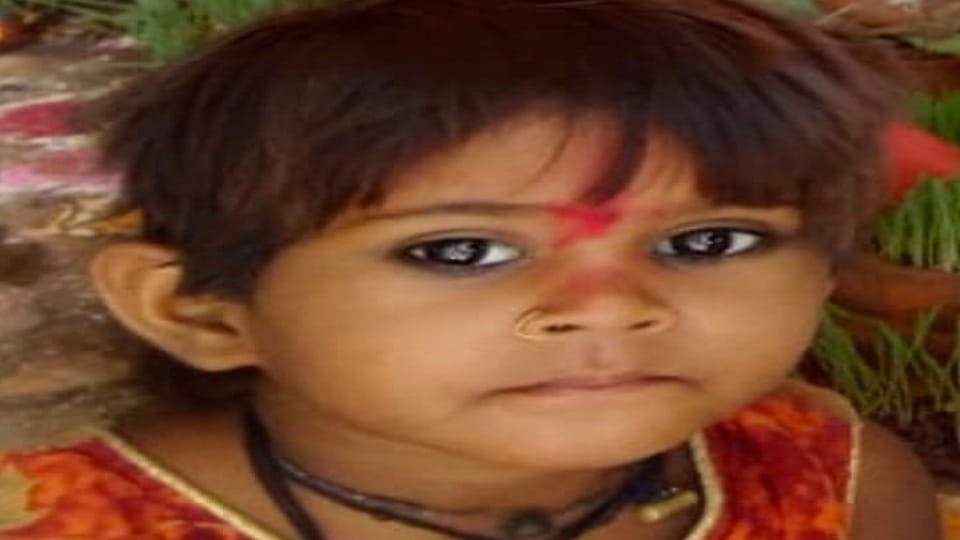 a four-year-old girl injured in the accident died three days ago bike rider hit her in jhansi