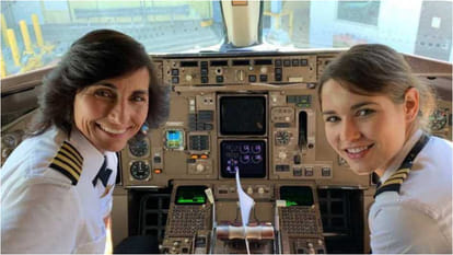 mother daughter duo fly plane pilot photo viral