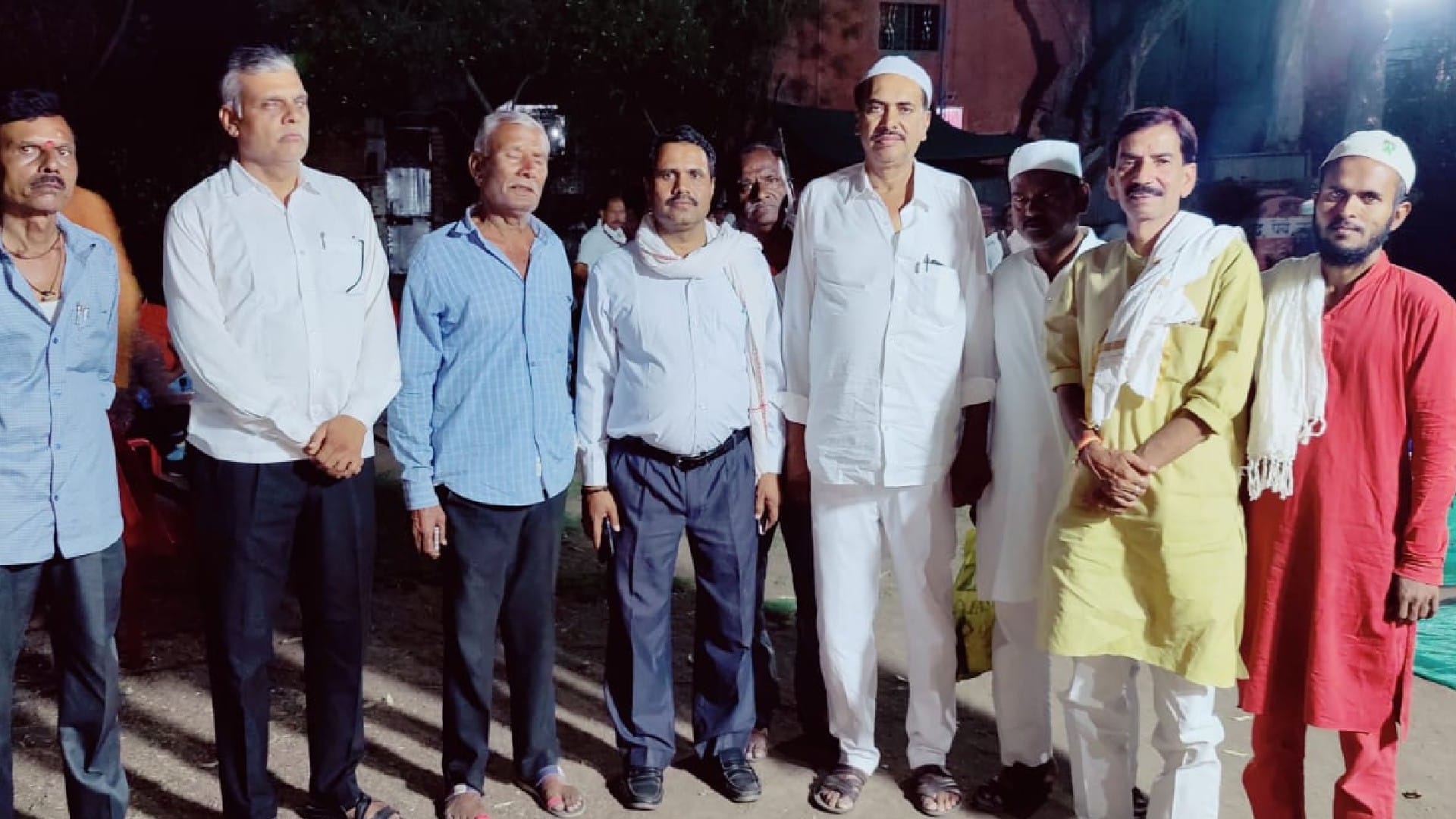 Ganga-Jamuni Tehzeeb in MP: Thousands of Rojedars organized Iftar by Hindus, got a glimpse of Hindu-Muslim unity