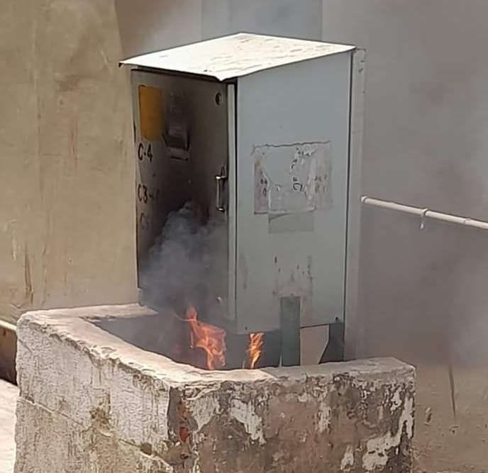 Fire in electrical box, supply stalled for hours