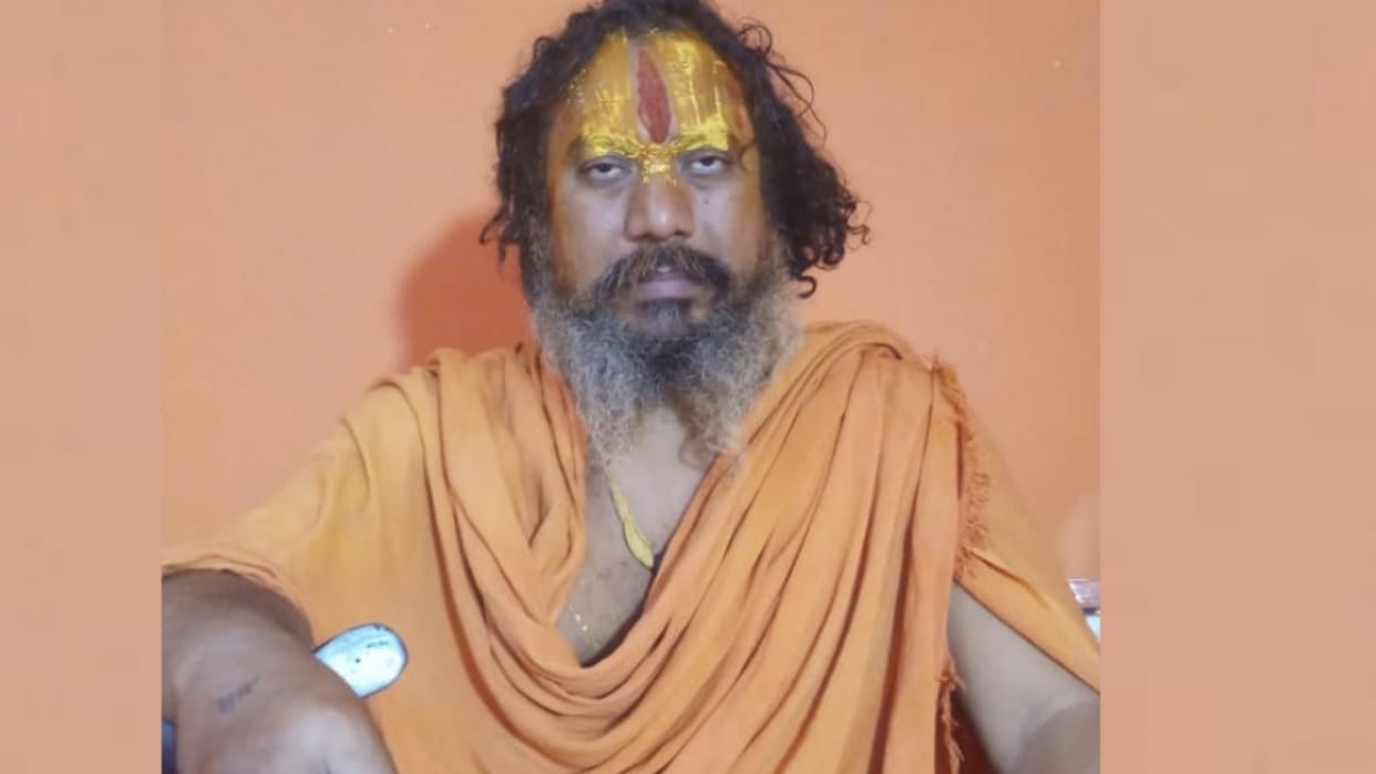 Paramhans Acharya says he will do pran pratistha of Lord Shiva in Tajmahal.
