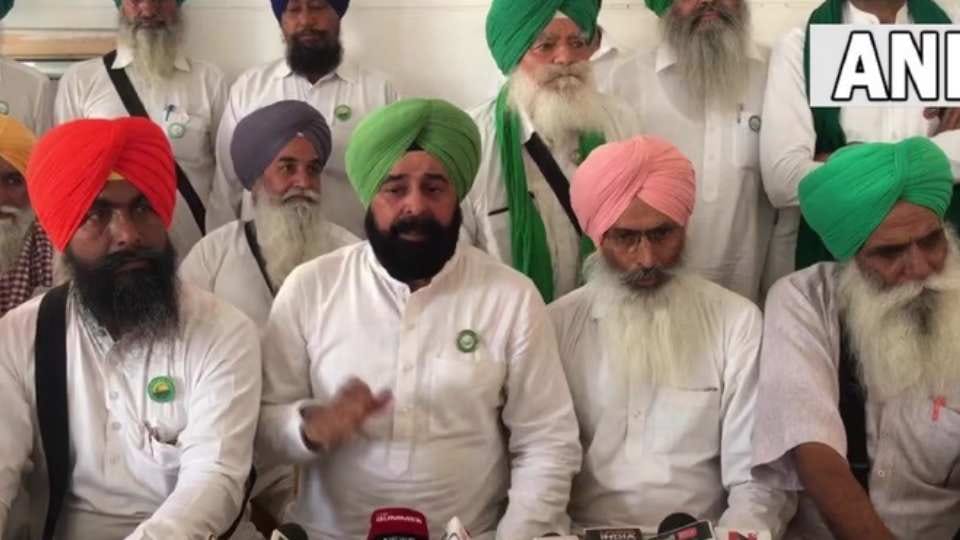 Farmer unions demand to declare bonus on wheat in Punjab