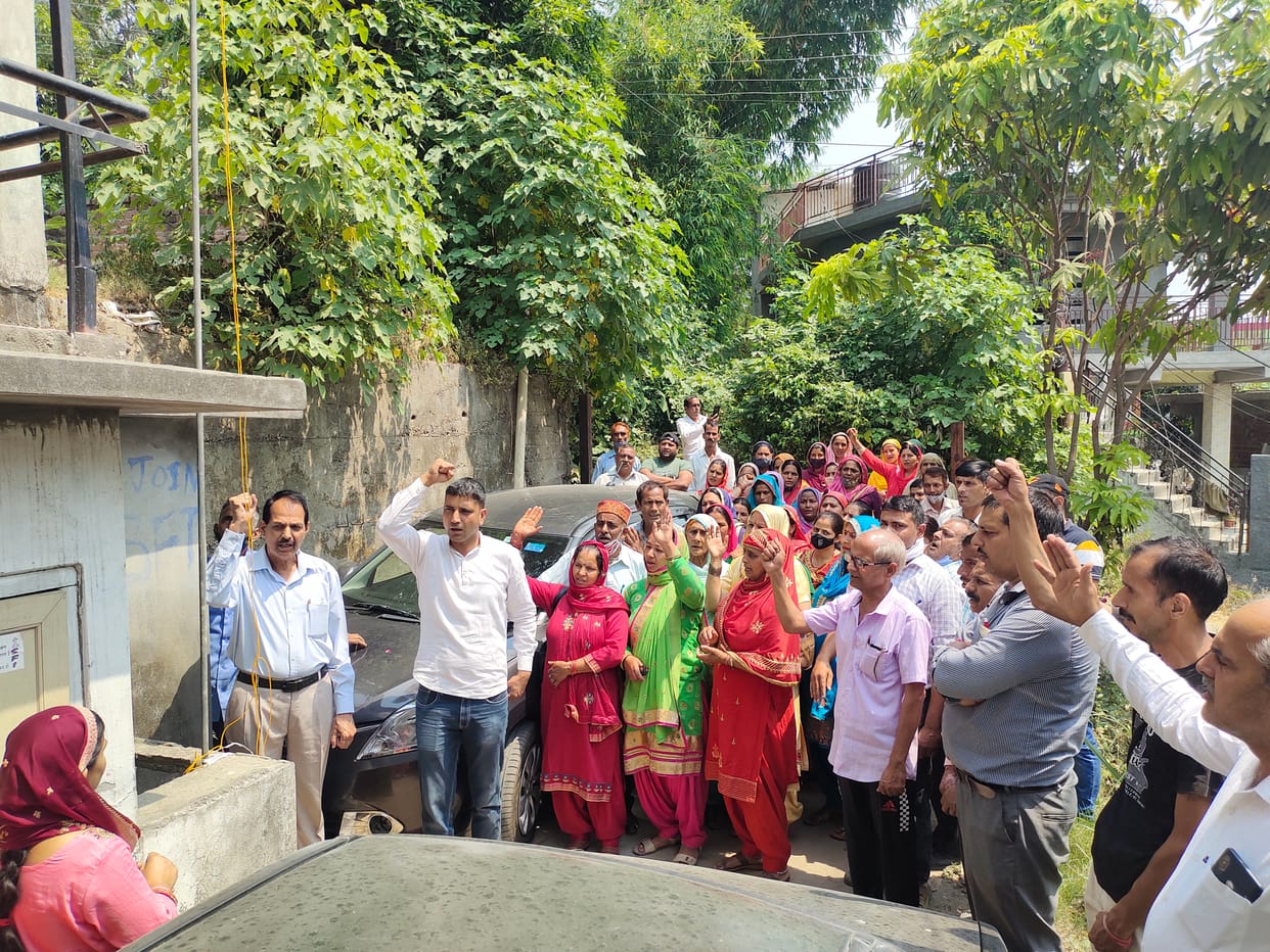 Modi government created codes by abolishing labor laws: CITU