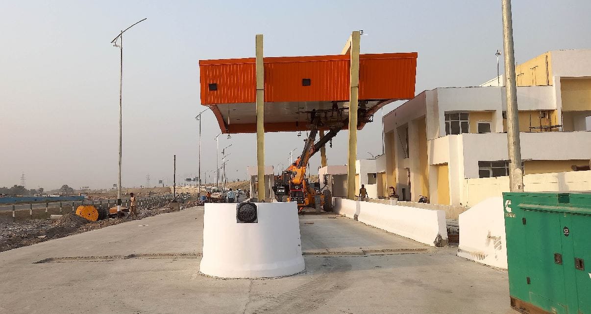 Travel has become expensive: Bus travel on Purvonchal Expressway is expensive toll will start from tomorrow