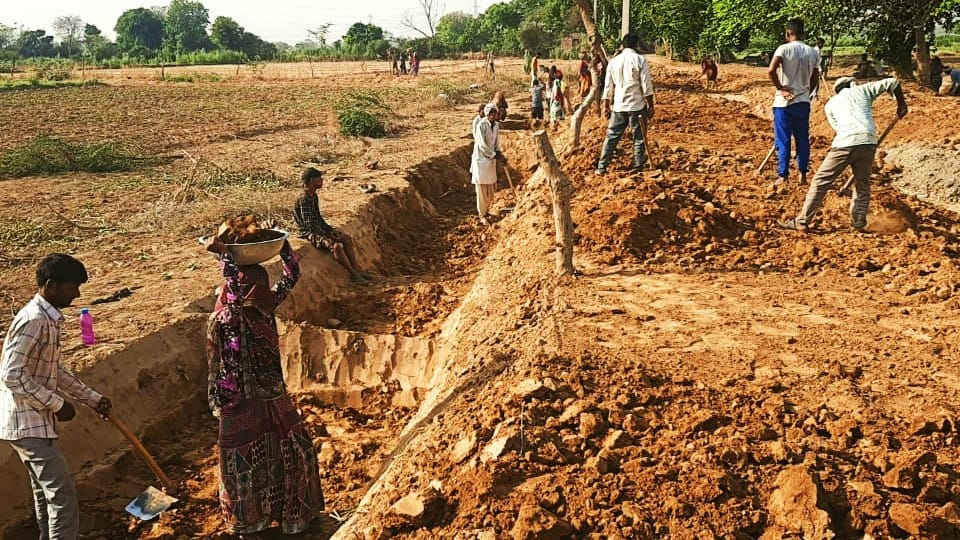 Workers disillusioned with MNREGA on getting less remuneration, work affected in UP