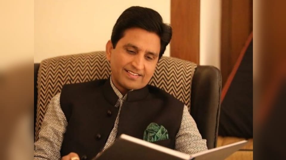 Punjab and Haryana HC quash FIR against Kumar Vishvas and Tajinder PS Bagga
