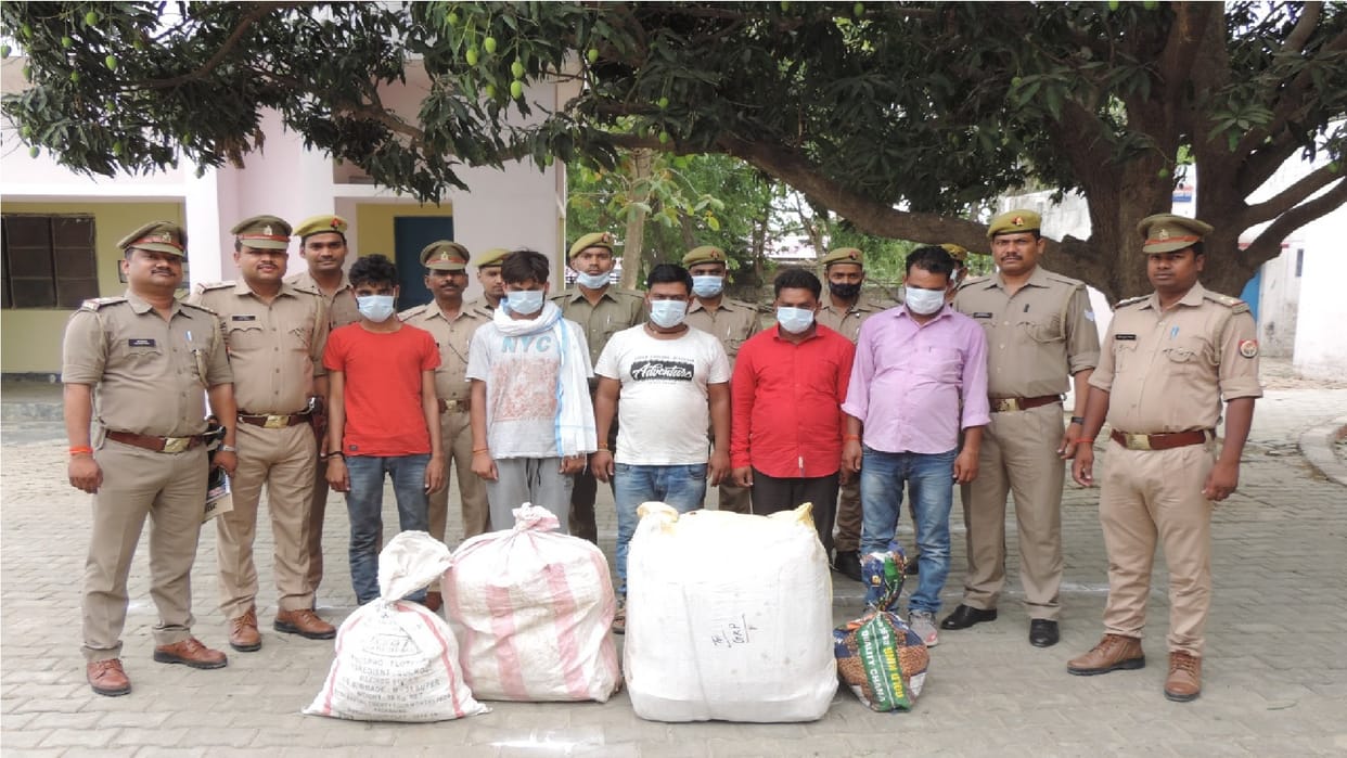 adulterated liquor manufacturing gang busted in Siddharthnagar