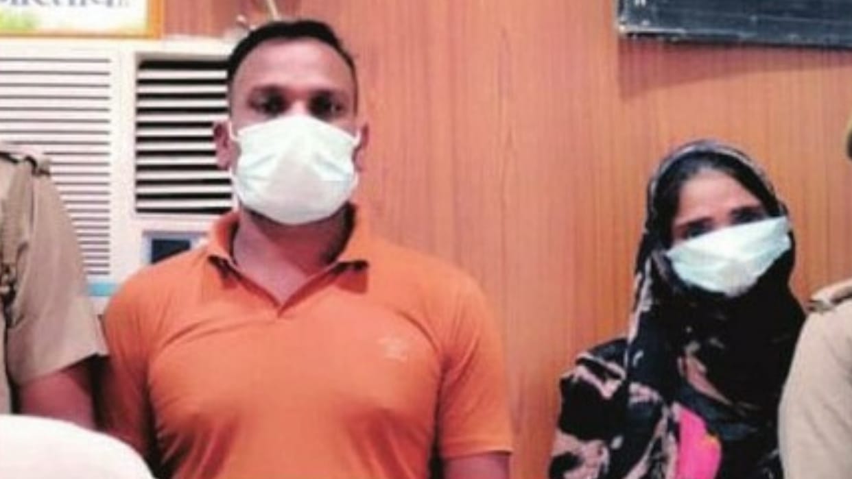 Hapur husband killed wife after girlfriend abatement tell others about snakebite