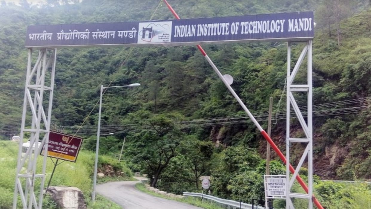 Data Science, Analyst course will start at IIT Mandi Himachal, MoU signed