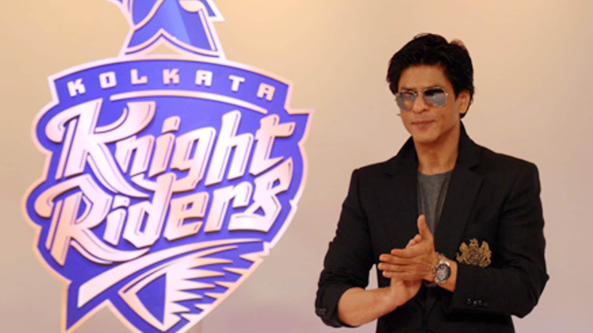 Bollywood Celebrities who own Cricket teams Akshay Kumar Shahrukh Khan Preity Zinta Juhi Chawla know in detail