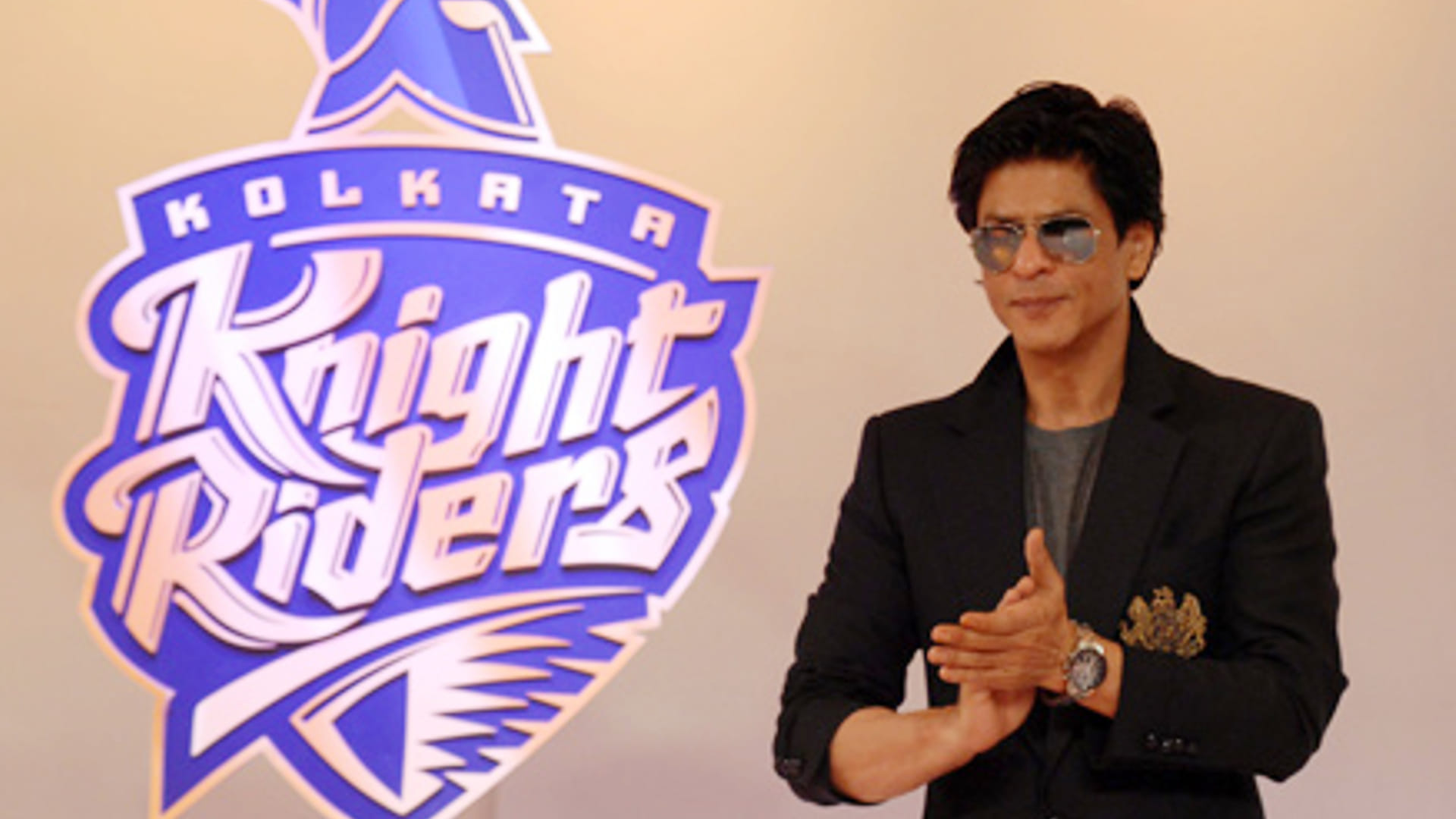 Bollywood Celebrities who own Cricket teams Akshay Kumar Shahrukh Khan Preity Zinta Juhi Chawla know in detail