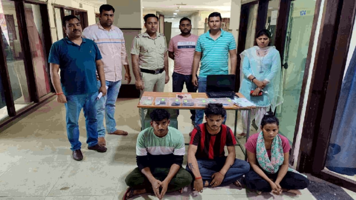 Delhi Cheating of lakhs on the pretext of job and placement abroad three arrested including female fraudster