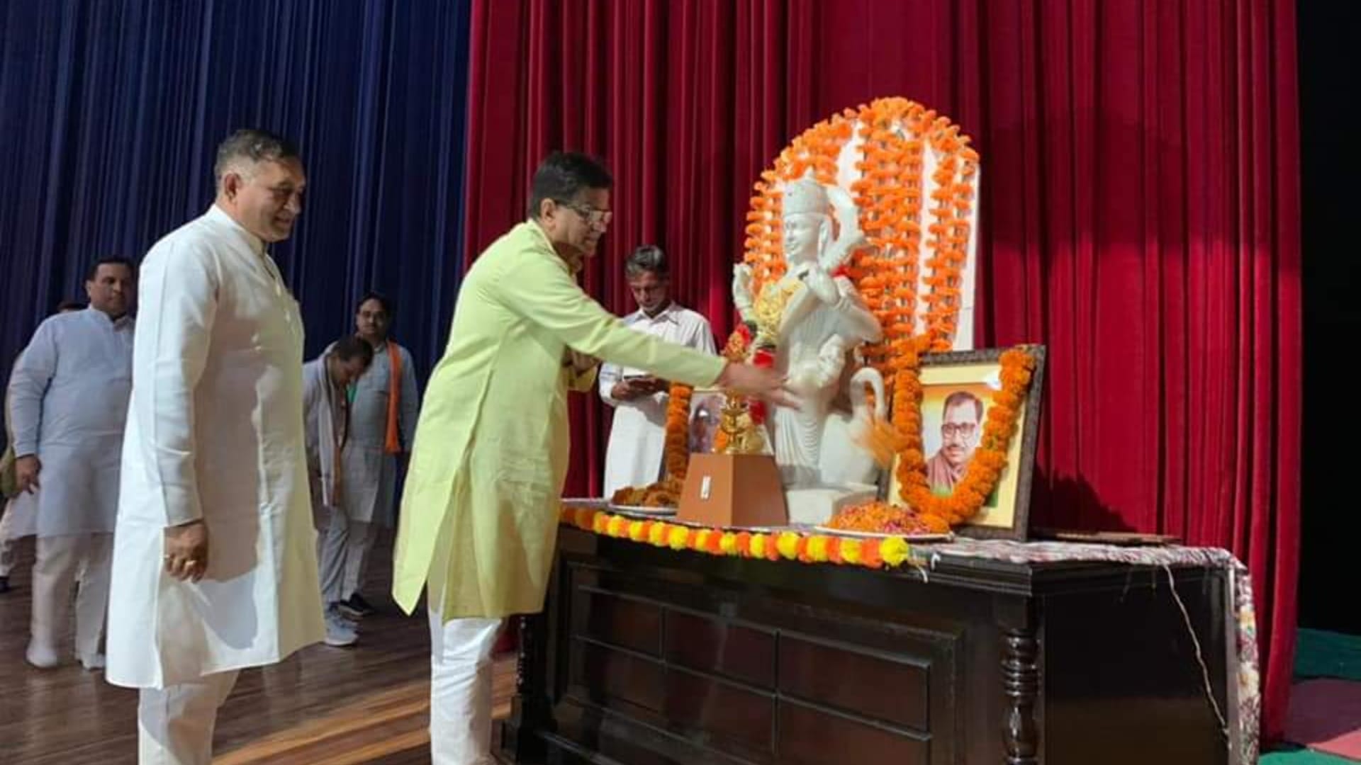 Haryana BJP minister advises workers to keep glorious history above development