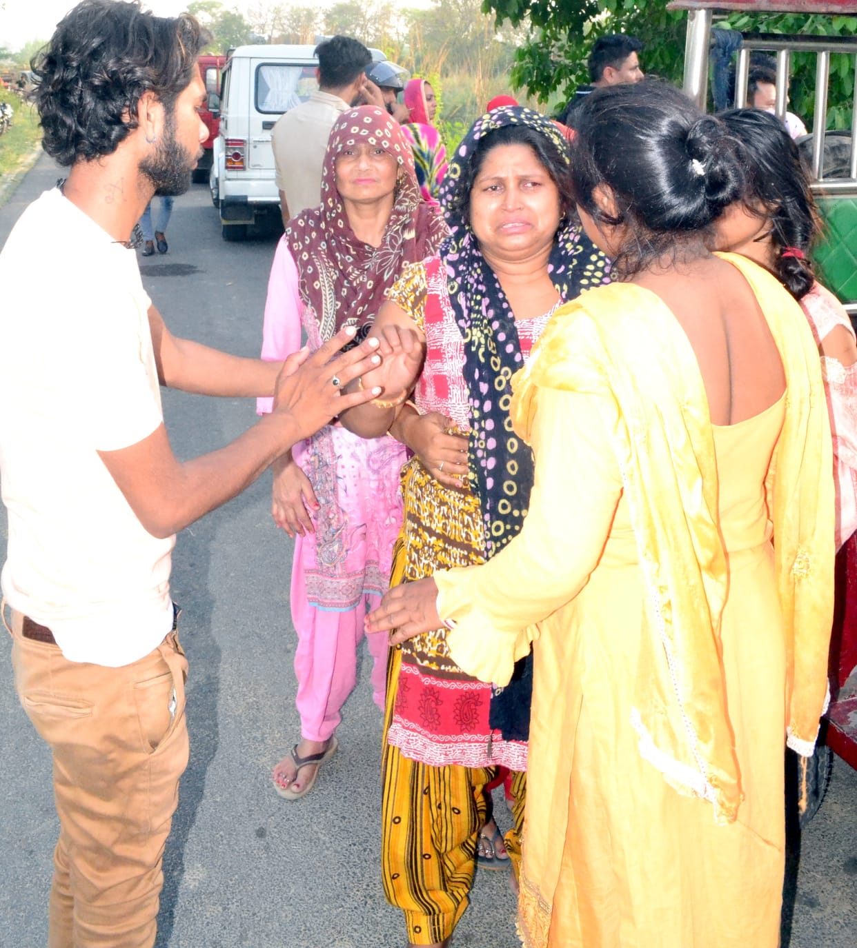 The young man who went to the bath with his companions drowned