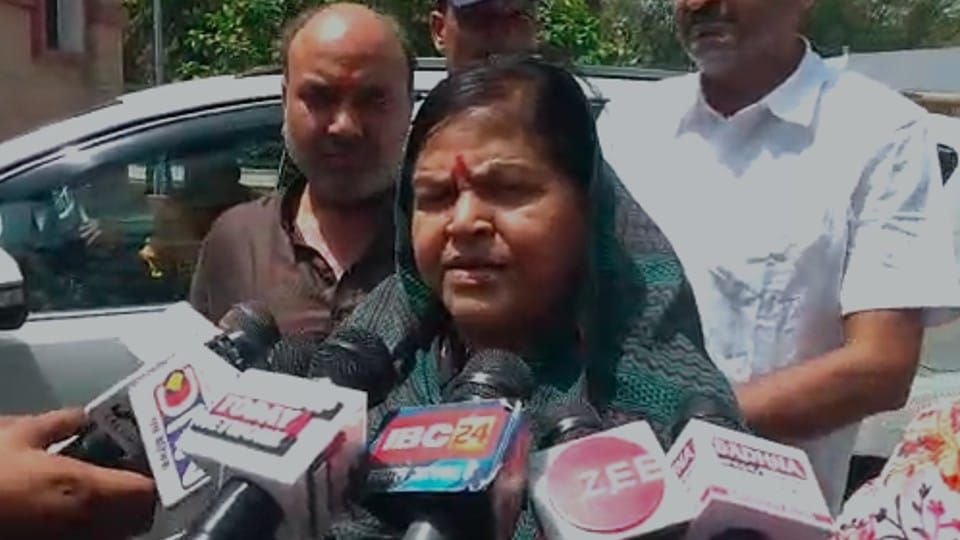 Gwalior: Tourism minister targeted Kamal Nath on restoration of old pension and loan waiver, said- he never does what he says