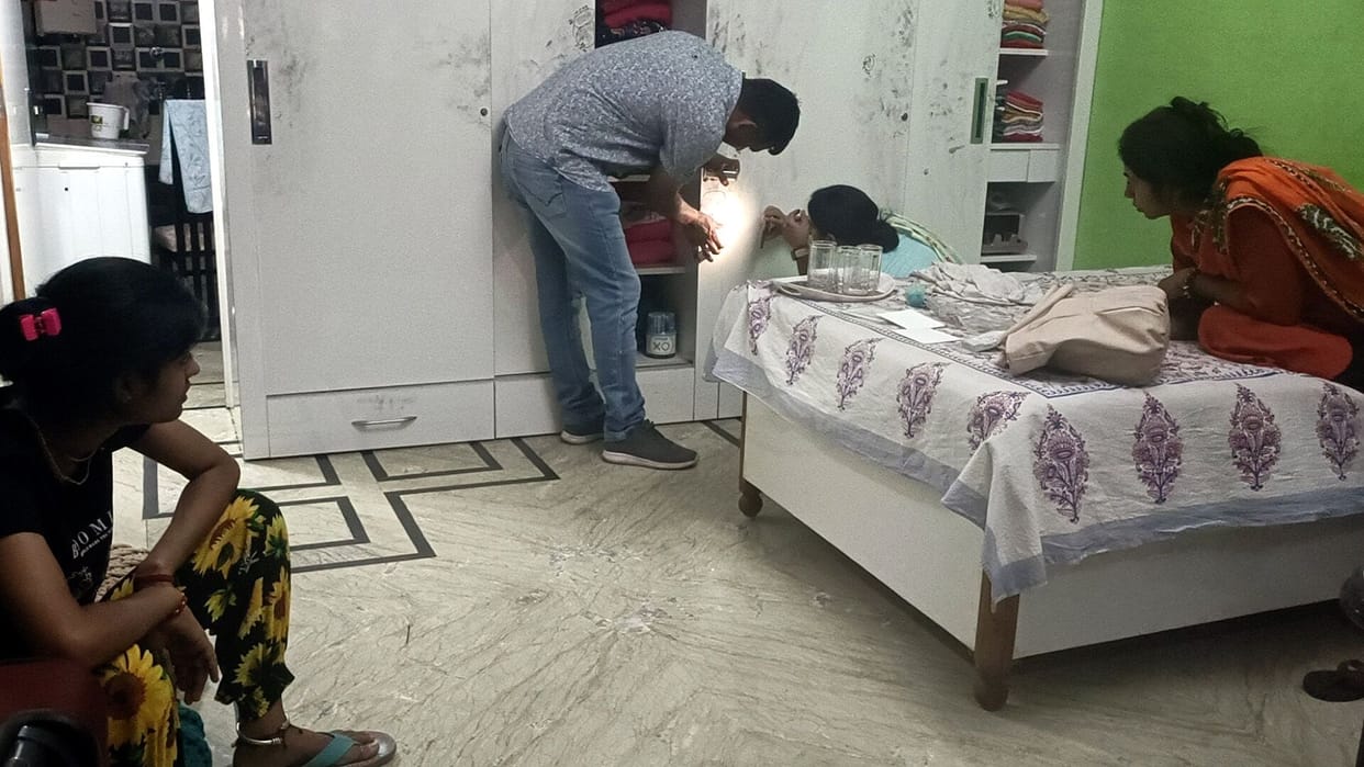 Thieves took goods worth 15 lakhs from home