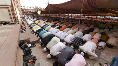 Protest against the announcement of Mufti-e-Shehar Muslims told decision of the Shahi Jama Masjid Committee