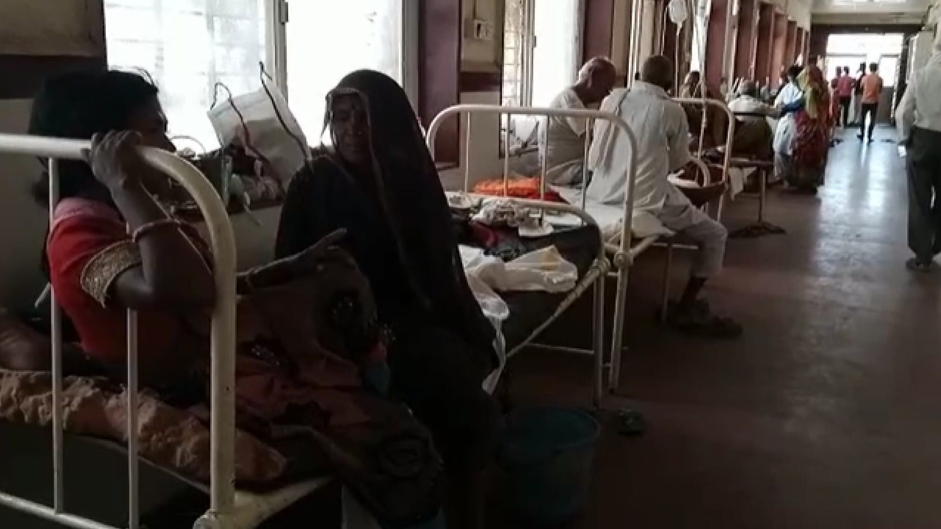 Increase in number of patients in Shivpuri, bad condition of health services in district hospital