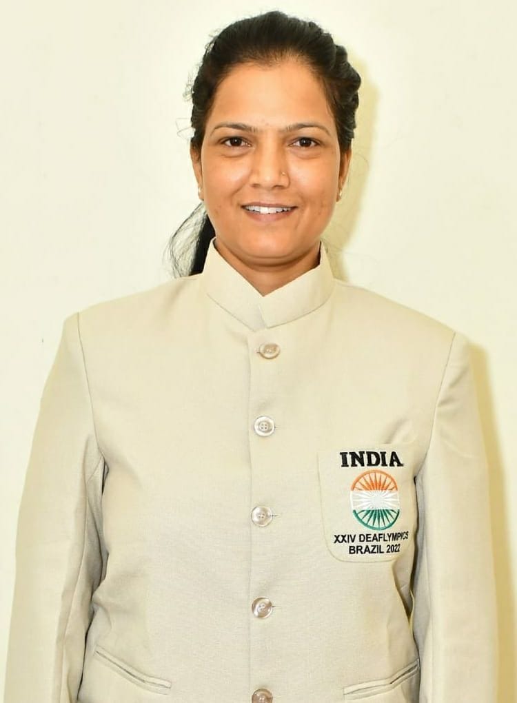Poonam Tiwari appoints Badminton Coach