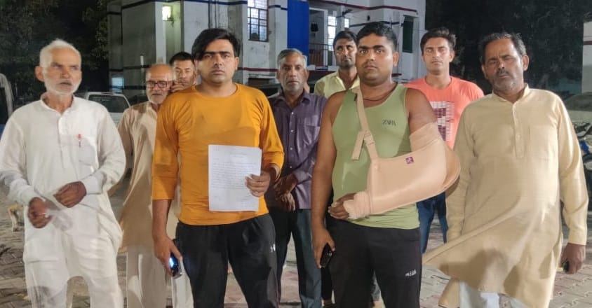 Kidnapping of villager returning from farm, uproar on Kotwali
