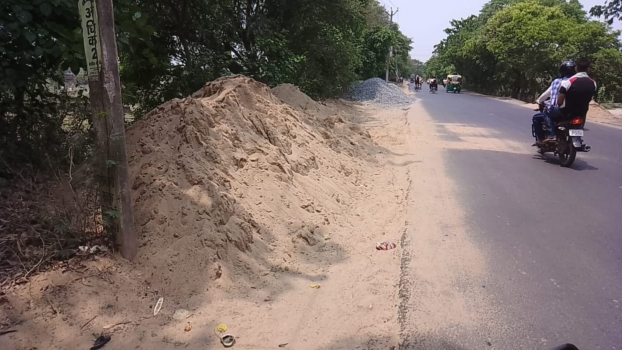 Dumping ground making highway tracks