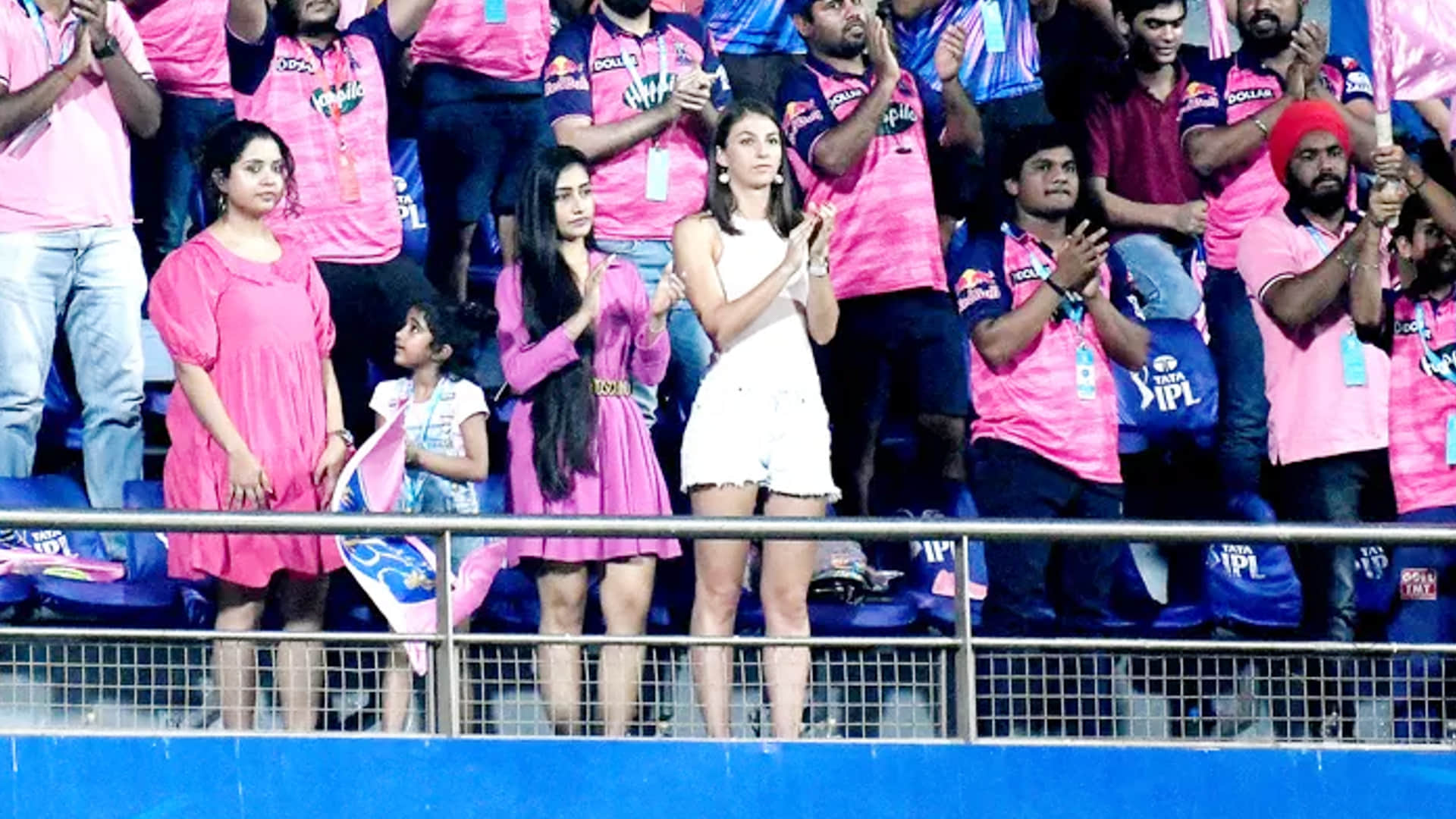 IPL 2022 Photos: RR vs KKR IPL 2022 47th match In Pictures Photos Yuzvendra Chahal Dhanashree, Sanju Samson DRS on Wide Ball; rassie van der dussen wife Lara van der Dussen