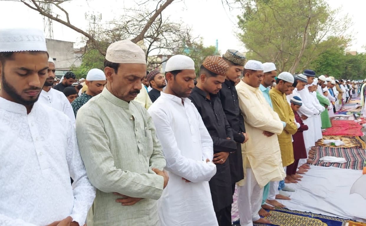 When the crowd increased, permission was given for Namaz on the road