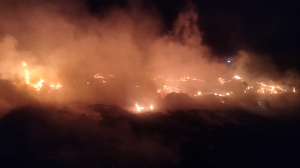 Fire breaks out in 50 huts in Rohtak of Haryana