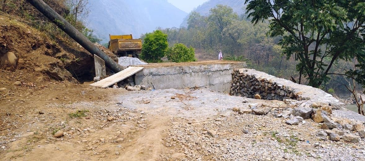 Jhulaghat-Jauljibi Road Closed
