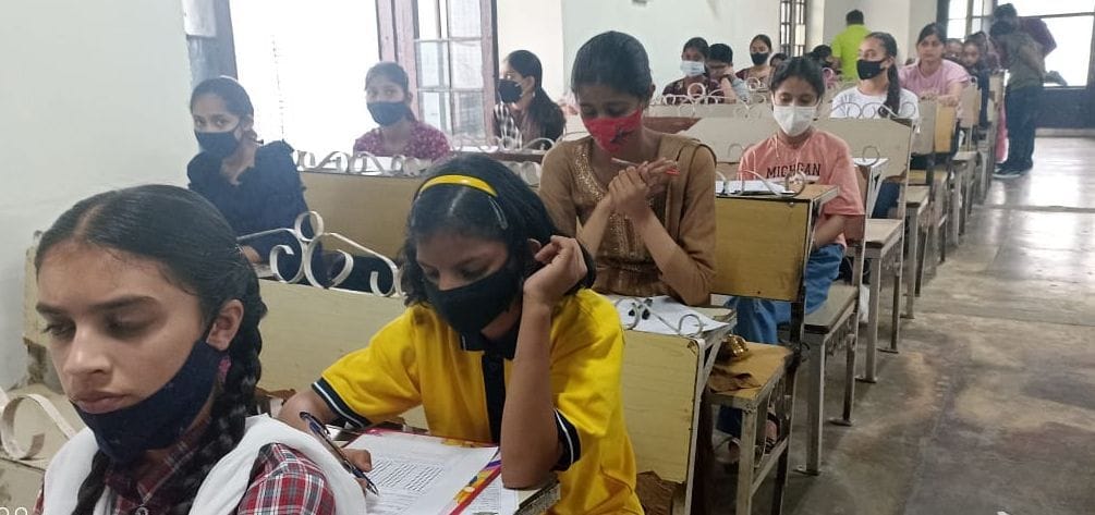 200 students took the exam to become a genius