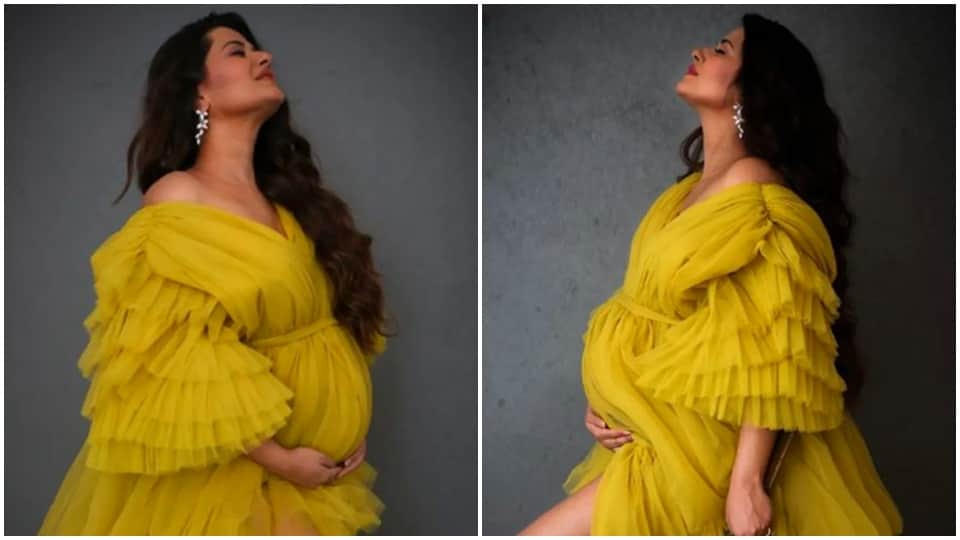 pregnant kratika sengar share her maternity photoshoot see pictures