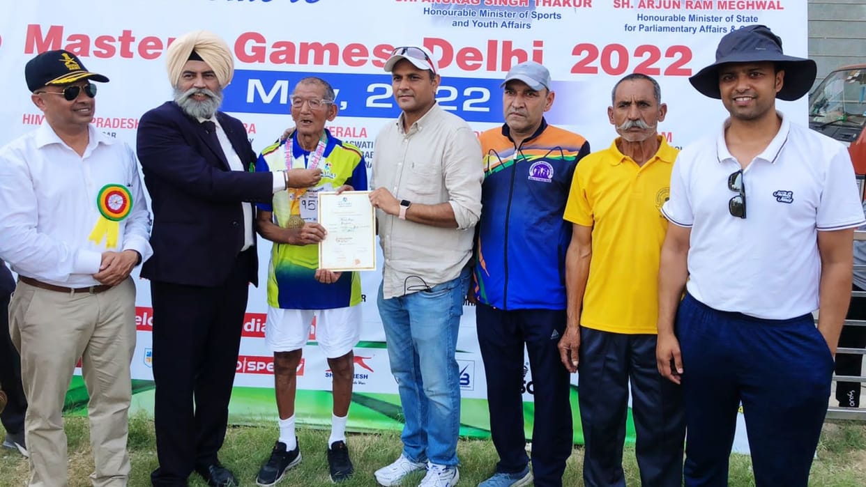 Saheb Singh of Bahadurgarh won gold medal in Khelo India Master Games