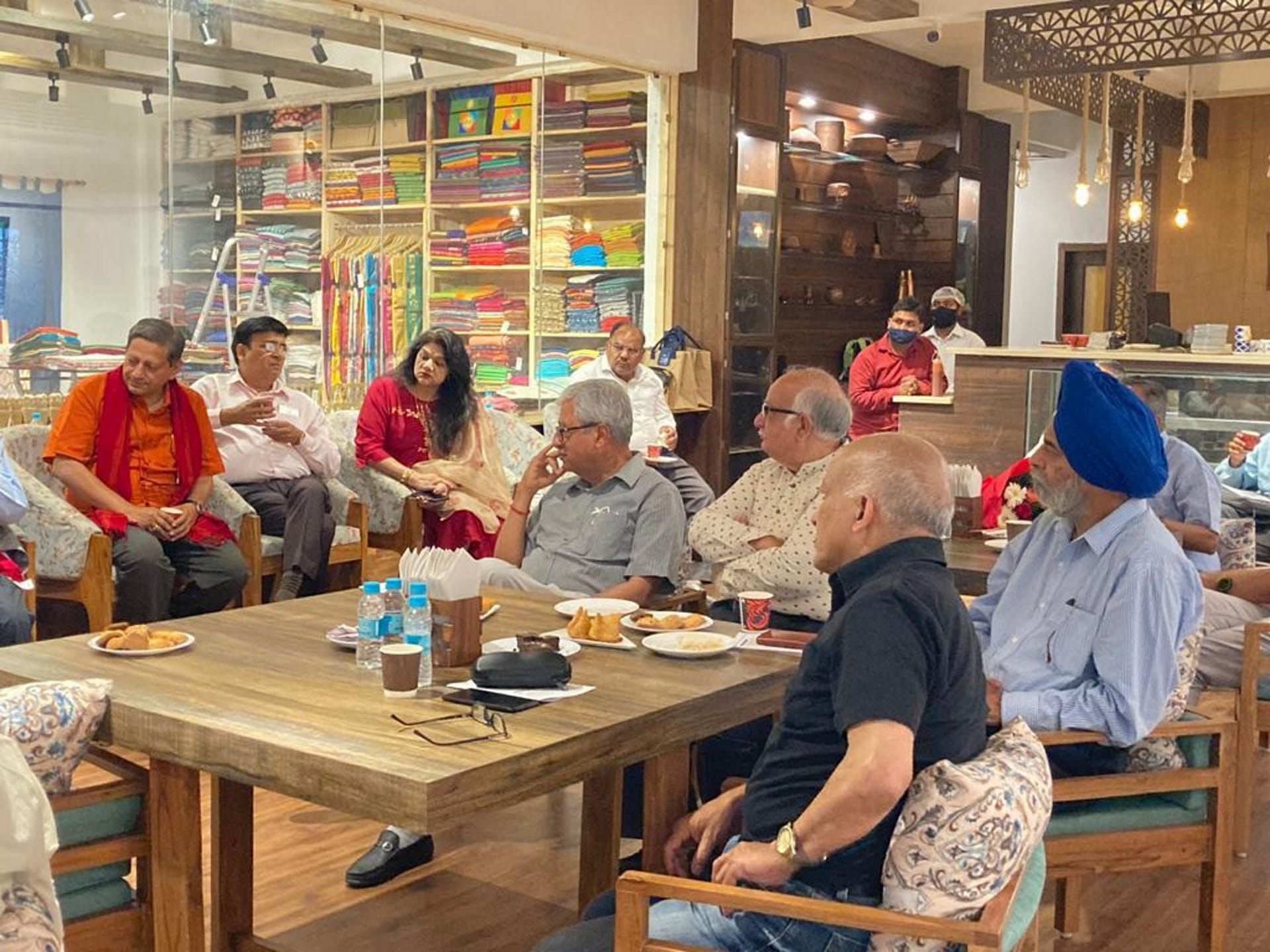 Celebrities attend 'Meet the Author' event, Senior Writer and Journalist Raj Kanwar talks about his Reading Habit