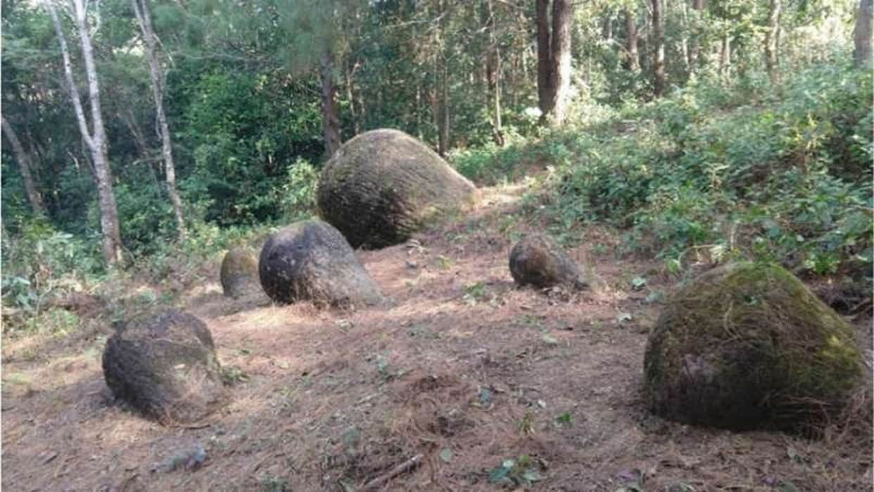 Mysterious Stone Jars Found In Assam Like Indonesia Know Why Scientists In Shock News In Hindi