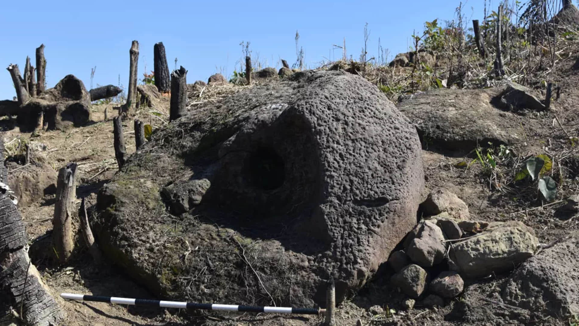 Mysterious Stone Jars Found In Assam Like Indonesia Know Why Scientists In Shock News In Hindi