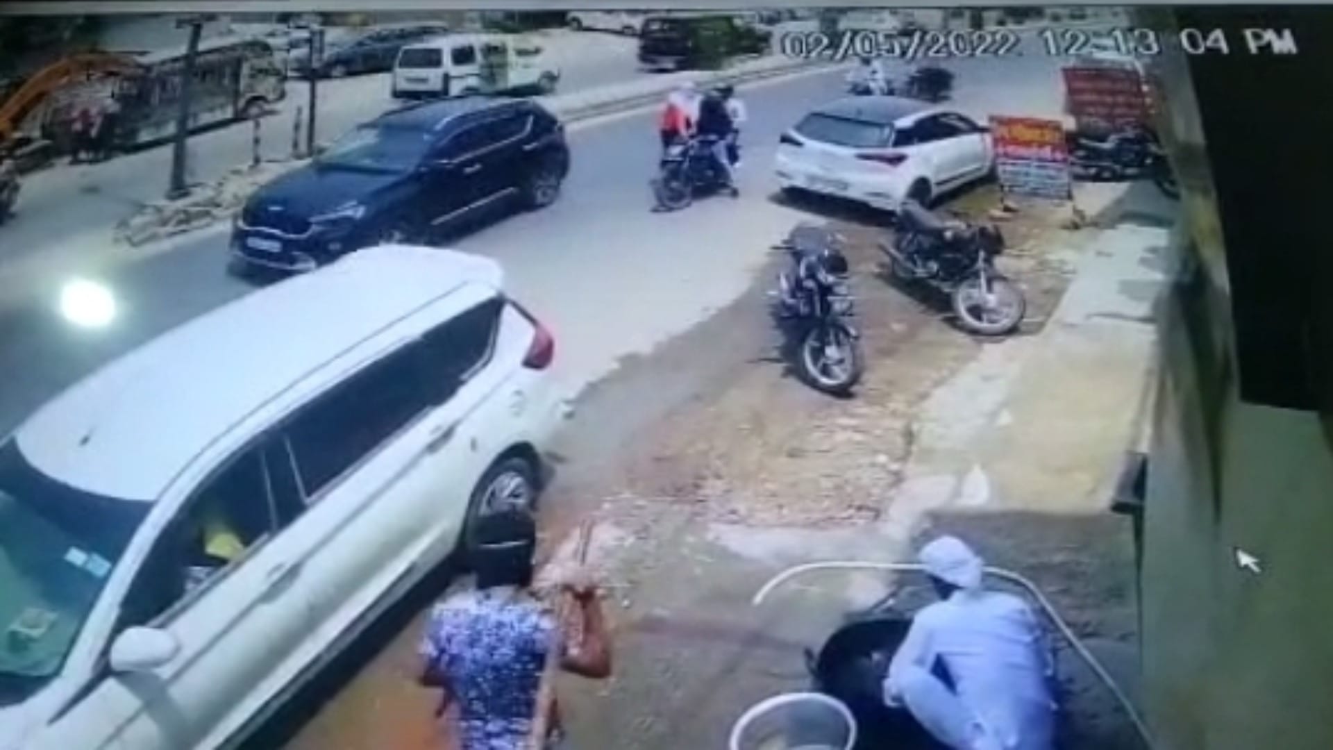 20 lakh rupees robbed from employees of cash collection company in Sonipat of Haryana