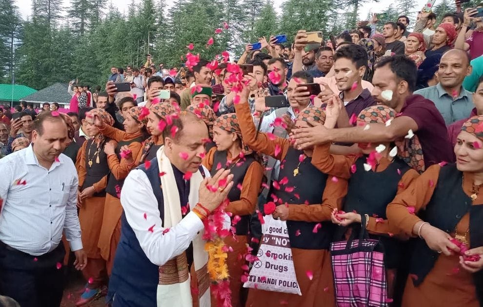 college open in chhatri, five school upgraded, cm jairam thakur