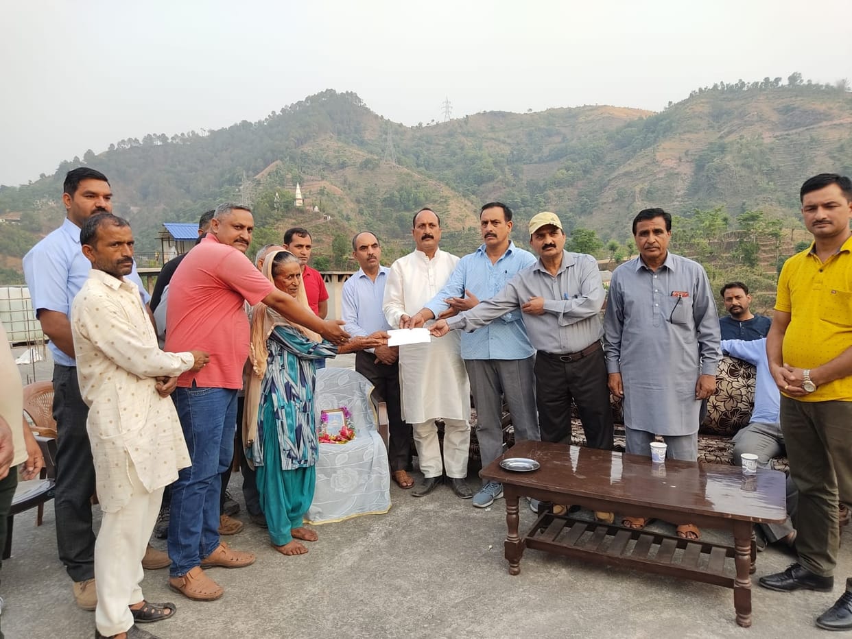 Transport society will give five lakh assistance on the death of the driver