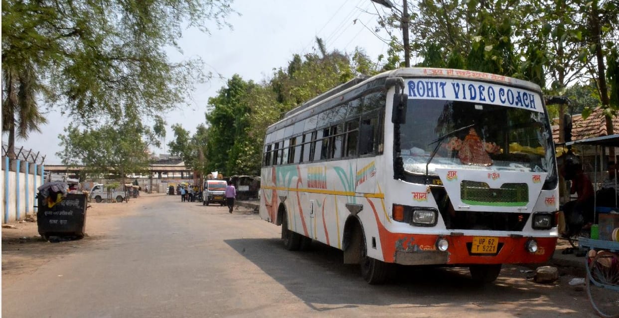 The operation of Daggamar buses is also being done from the second entrance of Cantt railway station.