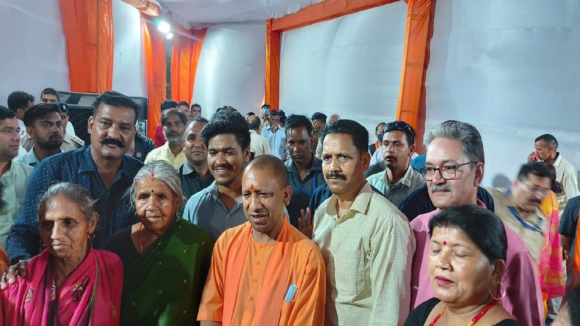yogi adityanath uttarakhand meet his mother in his village panchur relatives elated to find Yogi Adityanath among them