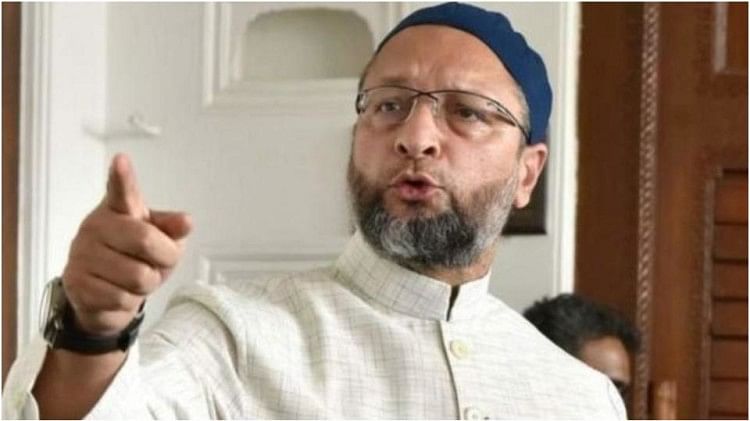 Asaduddin Owaisi ओवैसी ने पूछा भारत के मुसलमानों का मुगलों से कोई