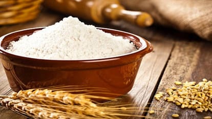 Flour Price: आटे की बढ़ती कीमतों को लेकर केंद्र सरकार सजग, राहत देने के लिए काम शुरू आटा (सांकेतिक तस्वीर)।