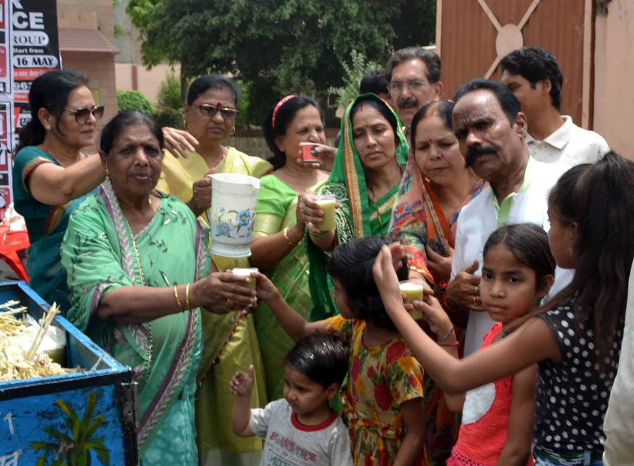 Aligarh: Bullion market shines on Akshaya Tritiya, auspicious works were also celebrated