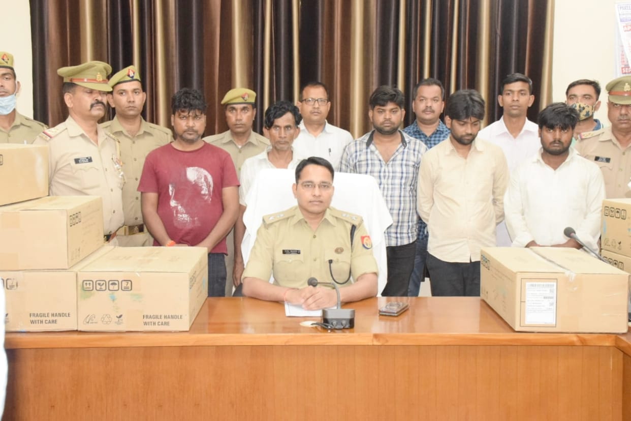 Badaun's driver was killed for robbing mobile display