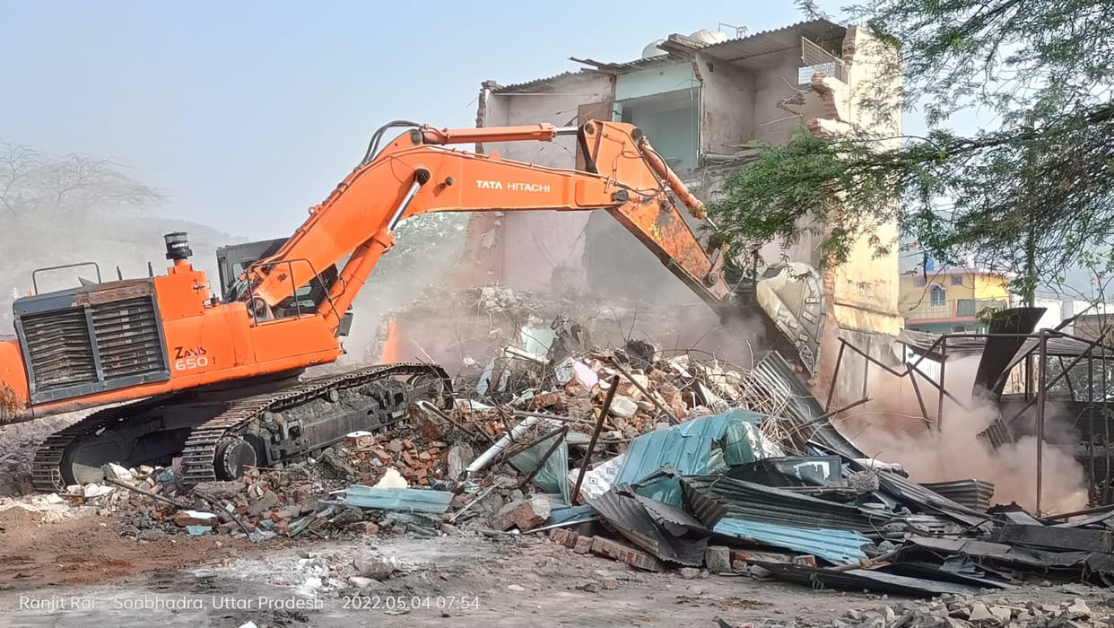 bulandshahr man died in hospital who was injured during anti encroachment drive