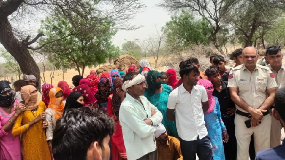 Relatives protest after death of young Man in bhiwani