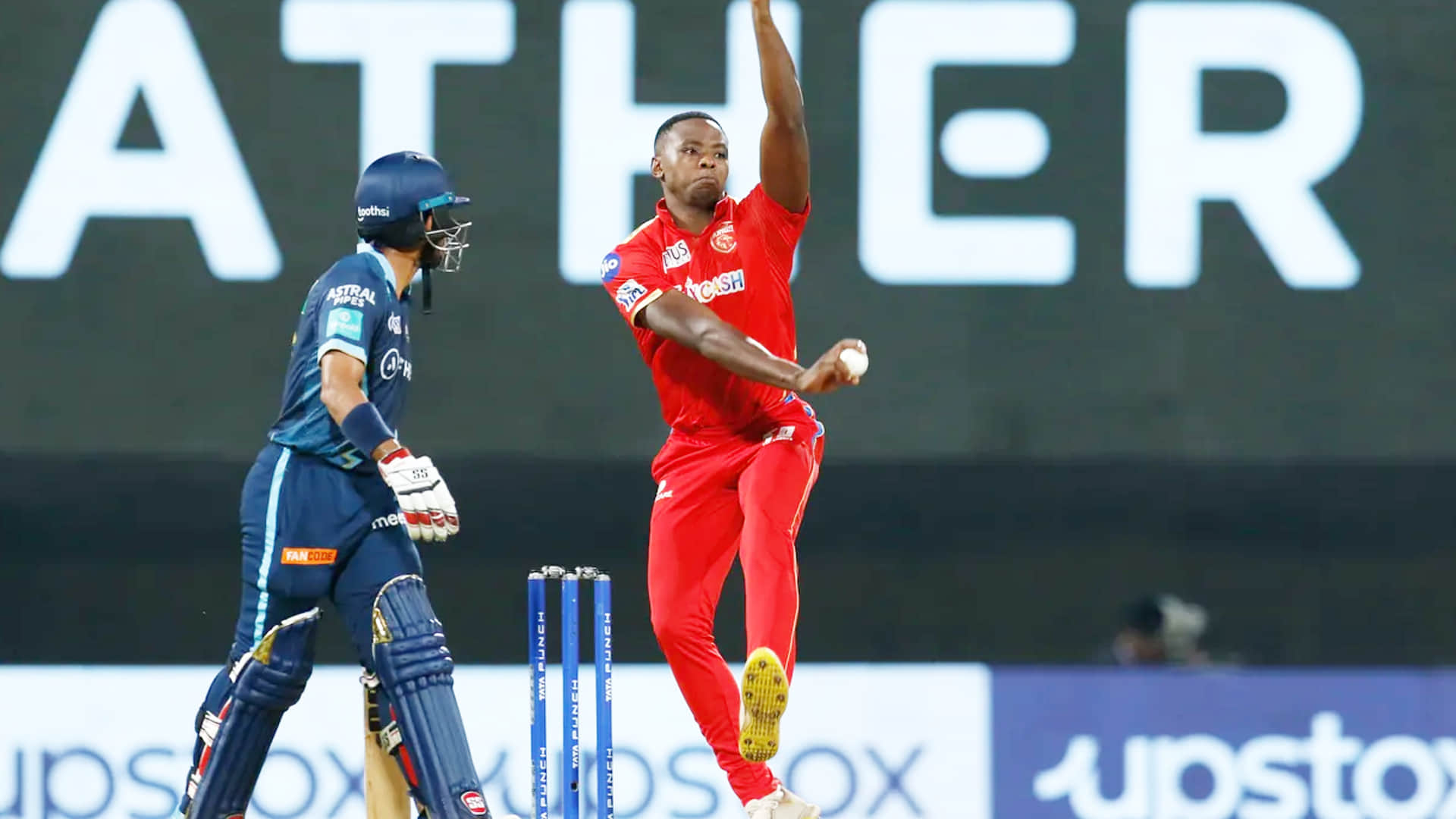 GT vs PBKS Photos: Preity Zinta Pretty Smile after Punjab Kings win, Rashid Khan probed Livingstone's bat after seeing the 117m long six| IPL 2022 Photos